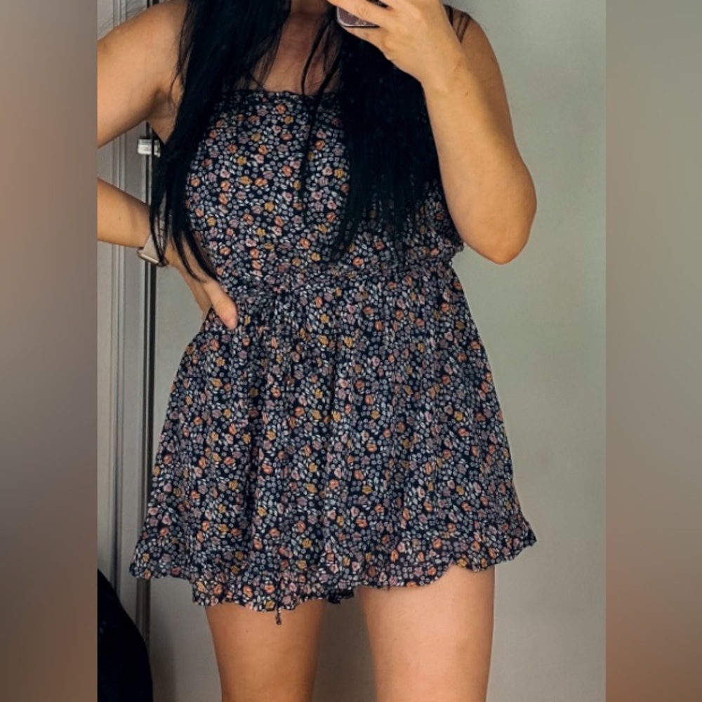 Floral romper size small